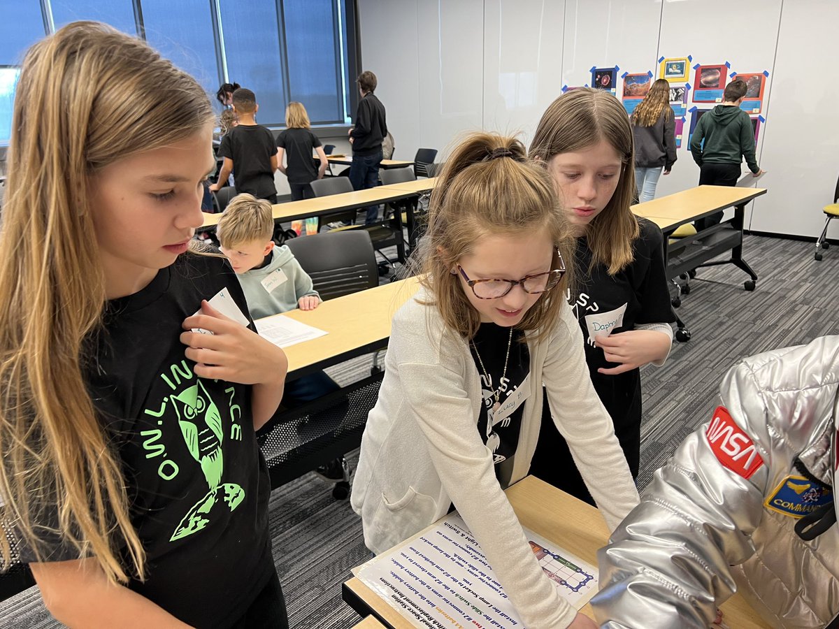 OwlclassS's tweet photo. O.W.L. students attended the Academic Triathlon today! It was SPACE-themed! 🚀 They participated in Face-Off trivia, mind sprints, and spin-off main event. We had a great time team-building, acquiring new space info, and stretching our divergent thinking skills! #204BravesPride https://t.co/zKgJXye5js