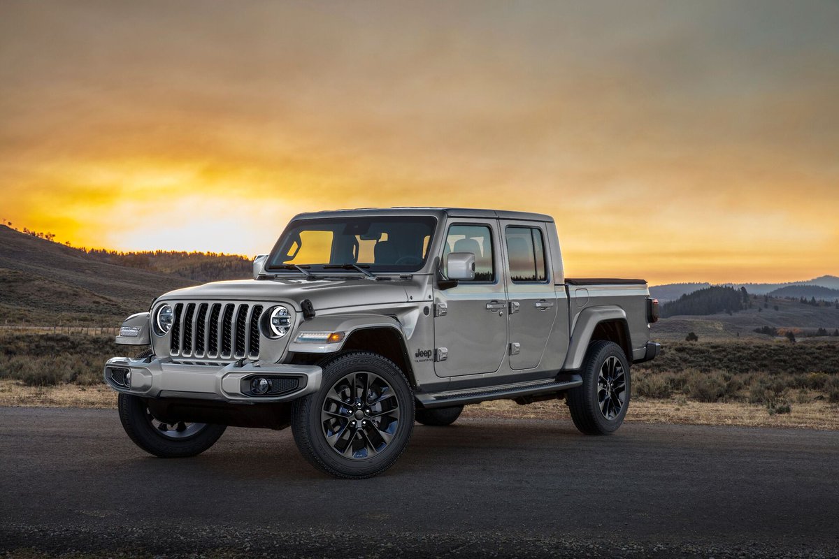 JimButlerCDJR's tweet image. The sun is setting on 2022! Get yourself a new 2022 Jeep Gladiator from Jim Butler CDJR to celebrate making through another year! bit.ly/3GEKk1e

#Jeep #Gladiator #JeepGladiator #Sunset #Celebrate