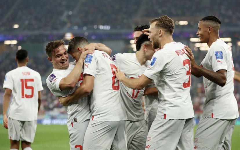 LocksTwigs's tweet image. 12/2 Recap || 

4-2 (+2.53u)💰

🌎 Ghana o1.5/Brazil ML (-109) 1U✖️
🌎 Ghana BTTC/Portugal o2 (-120) 1U✅
🌎 Ghana TT o1.5 cards/Brazil u3.5 (-113) 1U✅
🌎 Serbia o2.5 (+101) 1U✅
🌎 Serbia BTTS/BTTC (+111) .5U✅
🌎 Jesus AGS (+136) .5U✖️
🌎 Serbia most fouls (+110) .5U✅

🍻🍻