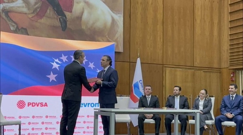 Celebran firma de contrato entre PDVSA y Chevron en Caracas
bit.ly/3FnlrGj
#ExpoPortuguesa2022