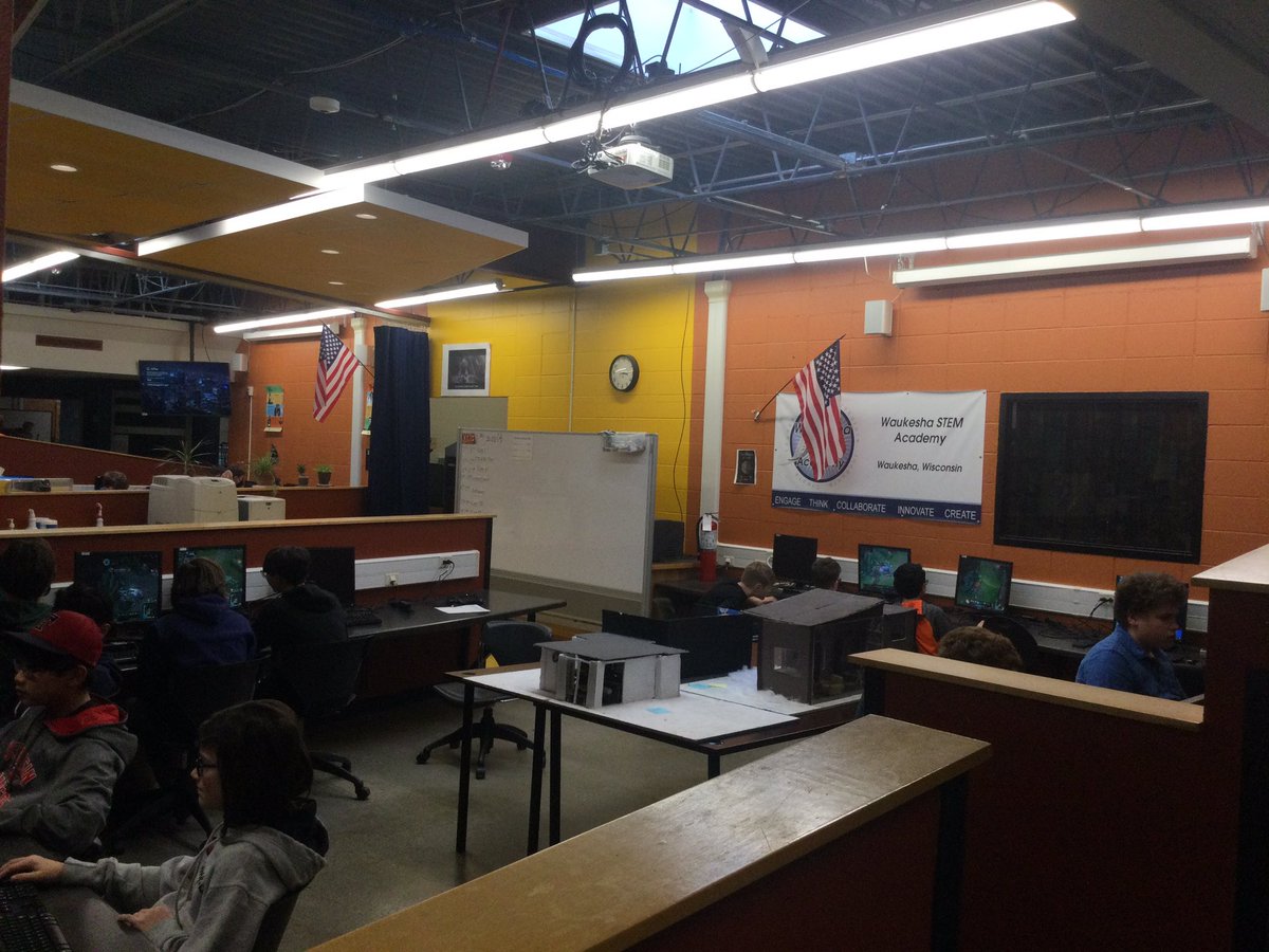 #Esports travels beyond the boundaries of the “normal” school day. If ya can see the 🕰 it says approximately 3:15~we get done at 2:45!

📝When the importance of time for #learning &amp; #collaboration fade away and the #purpose &amp; #goals take over, you have found real #engagement🔎🚀