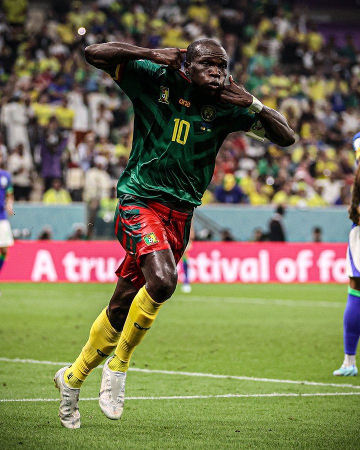 AfricaFactsZone's tweet photo. Cameroon's Indomitable Lions have become the first African team to beat Brazil at the FIFA World Cup.

They are also the first team to beat Brazil in a FIFA World Cup group stage game since 1998.

They just beat Brazil 1-0 at the FIFA World Cup in Qatar. https://t.co/cxrebQnZeJ