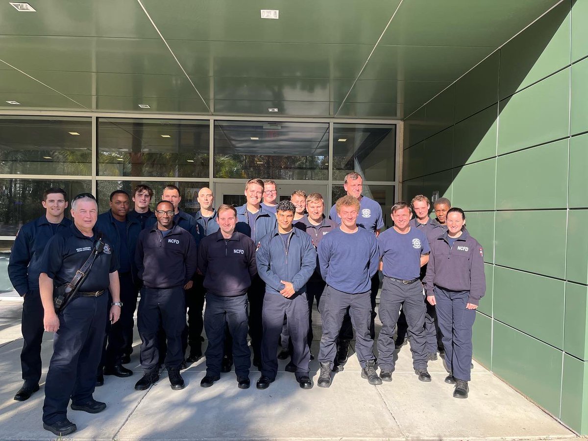 Kjordan_911's tweet image. @NCFDSC brought their new recruits to visit the Emergency Services Building! They learned all about the 911 Center - especially the Fire dispatching process - and the Emergency Operations Center.

Best wishes on your new careers! 
#Community #WeSaveLives #ChsNews