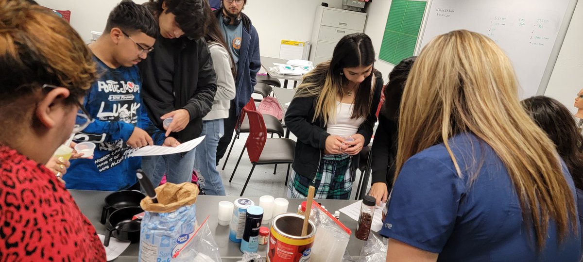 lizetrcasas's tweet photo. #DiscoverPAC @PACPR was an amazing opportunity to experience college life! Our #seniors had a great time AND all saved their seats today! #AlamoPromise @EISDMemorialHS @eisd_GEARUP @EISD_Counseling @EISDofSA @CISSanAntonio https://t.co/5NovAQweDm