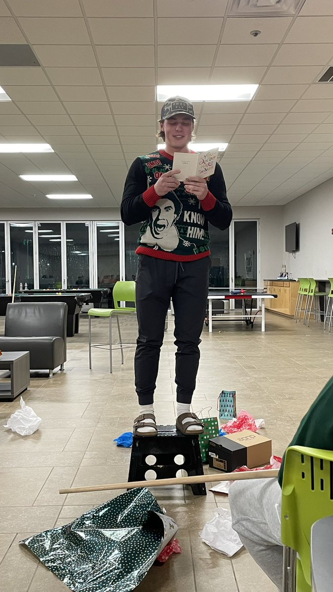 MCCEaglesBSB's tweet photo. Christmas Party 2K22! https://t.co/91YgMKfbBC