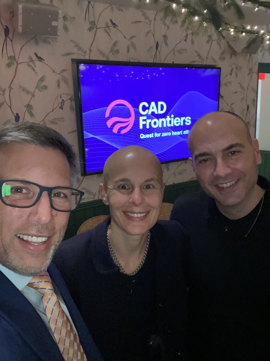 gemtreee's tweet photo. Big thanks to #SMuRFless friends from around the globe who celebrated in #NYC the launch of @CAD_Frontiers striving towards #heartattack elimination @ThomasThum_TH2 @WomenAs1 @AbbottNews @Siemens @Novartis @clara_chow https://t.co/UcWbTr8c2z