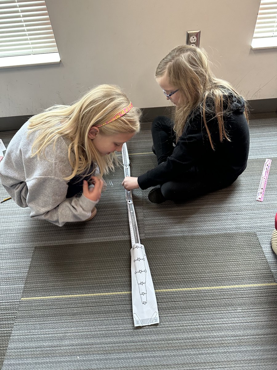 MissSteward4's tweet photo. We've got some engineers in here! #4th https://t.co/LoiYbxkmxi