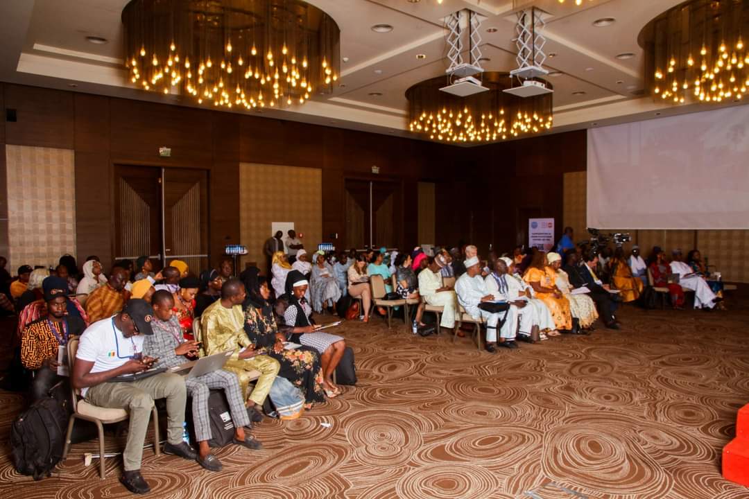 Ce matin avec <a href="/unfpa_mali/">UNFPA MALI</a> pour le lancement du Rapport sur l’état de la population mondiale 2022 intitulé "Comprendre l’imperceptible : agir pour résoudre la crise oubliée des grossesses non intentionnelles".
C'était en présence des autorités du <a href="/GouvMali/">Primature du Mali</a> <a href="/sassyves/">Yves Sassenrath</a>