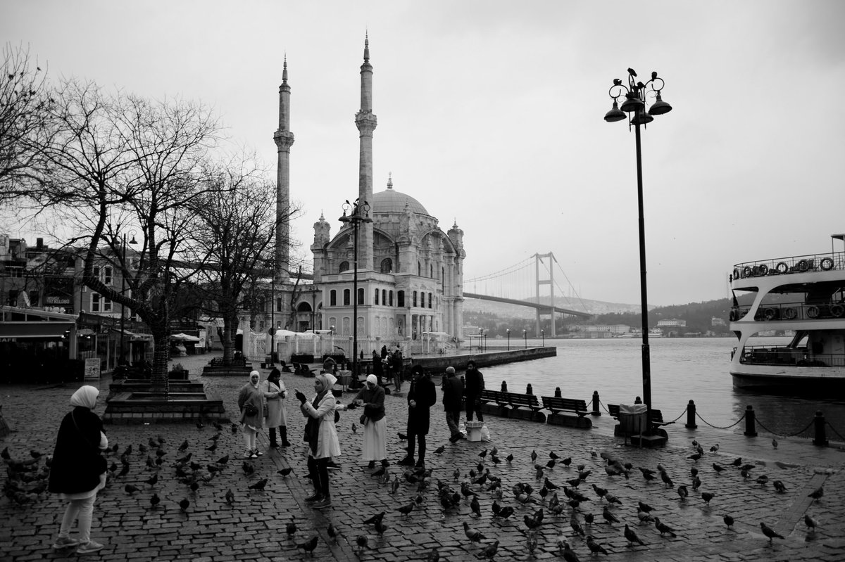 İstanbul/ Turkey

#streets_storytelling #womeninstreet #streetphotographytribe #womenstreetphotographers #streetphotography #street_macadam #myspcstory #eyeshotmag #İstanbul #turkey