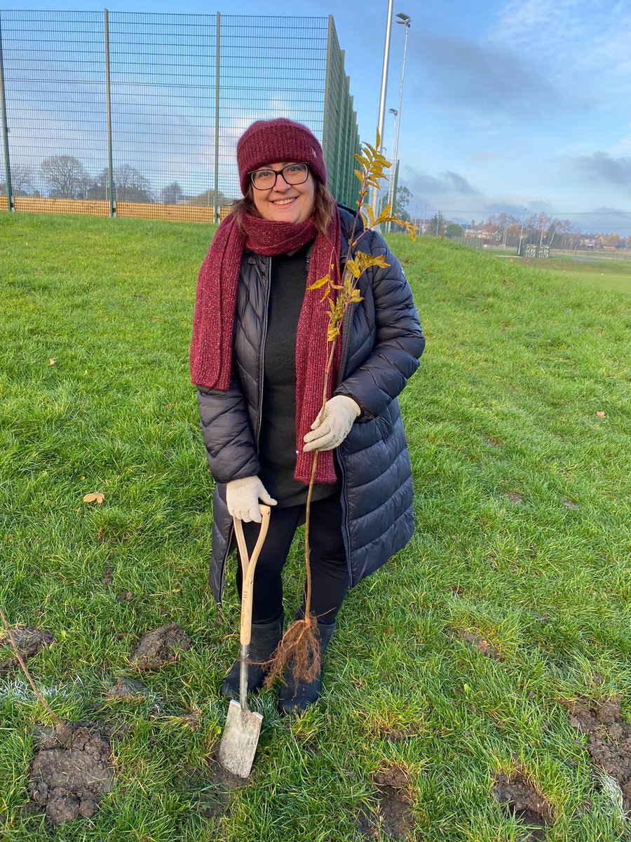 BoothMomot's tweet photo. So proud of my eco warriors and myself for planting over 100 trees today. A perfect way to celebrate the National tree Week! https://t.co/9KP8cMDIHN