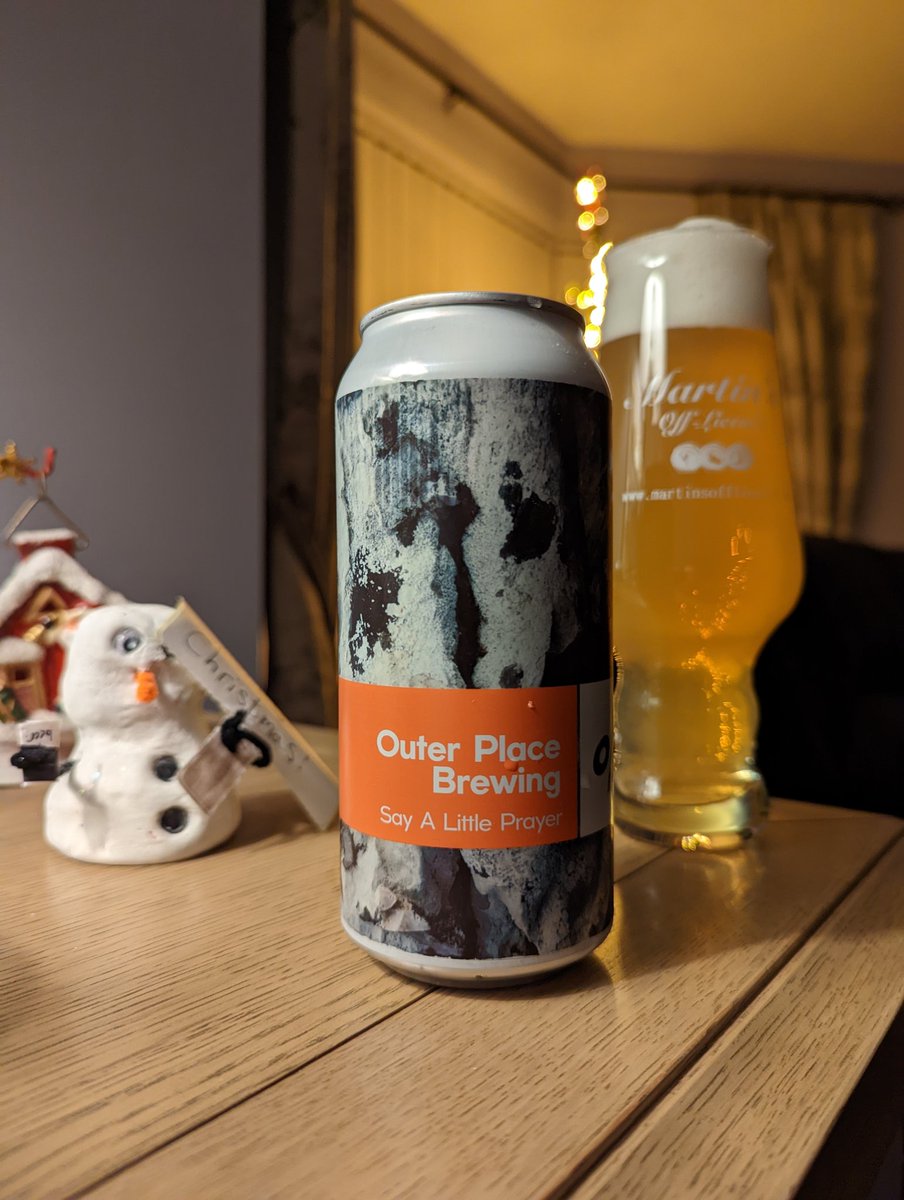HoppyGolfer's tweet photo. #madvent day 2 and a dangerously drinkable double white IPA from @outerplacebrew 

#CraftBeer #irishcraftbeer #craftbeerireland #IPA #beer https://t.co/iT0qFXnWa2