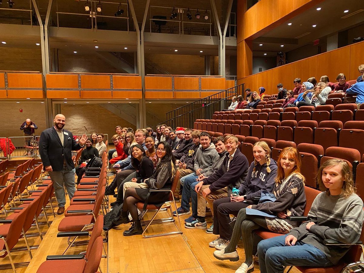 AHSCollegeCentr's tweet photo. Great experience for the band students today @UMSL_Music College Connections presented by Des Lee Arts Collaborative. We learned about @umsl took a small tour &amp; enjoyed a Chamber recital from the STL Symphony members. Happy I got a visit w/ @AfftonHS Alumna Maya Combs (2020) https://t.co/4SEvBsdAza
