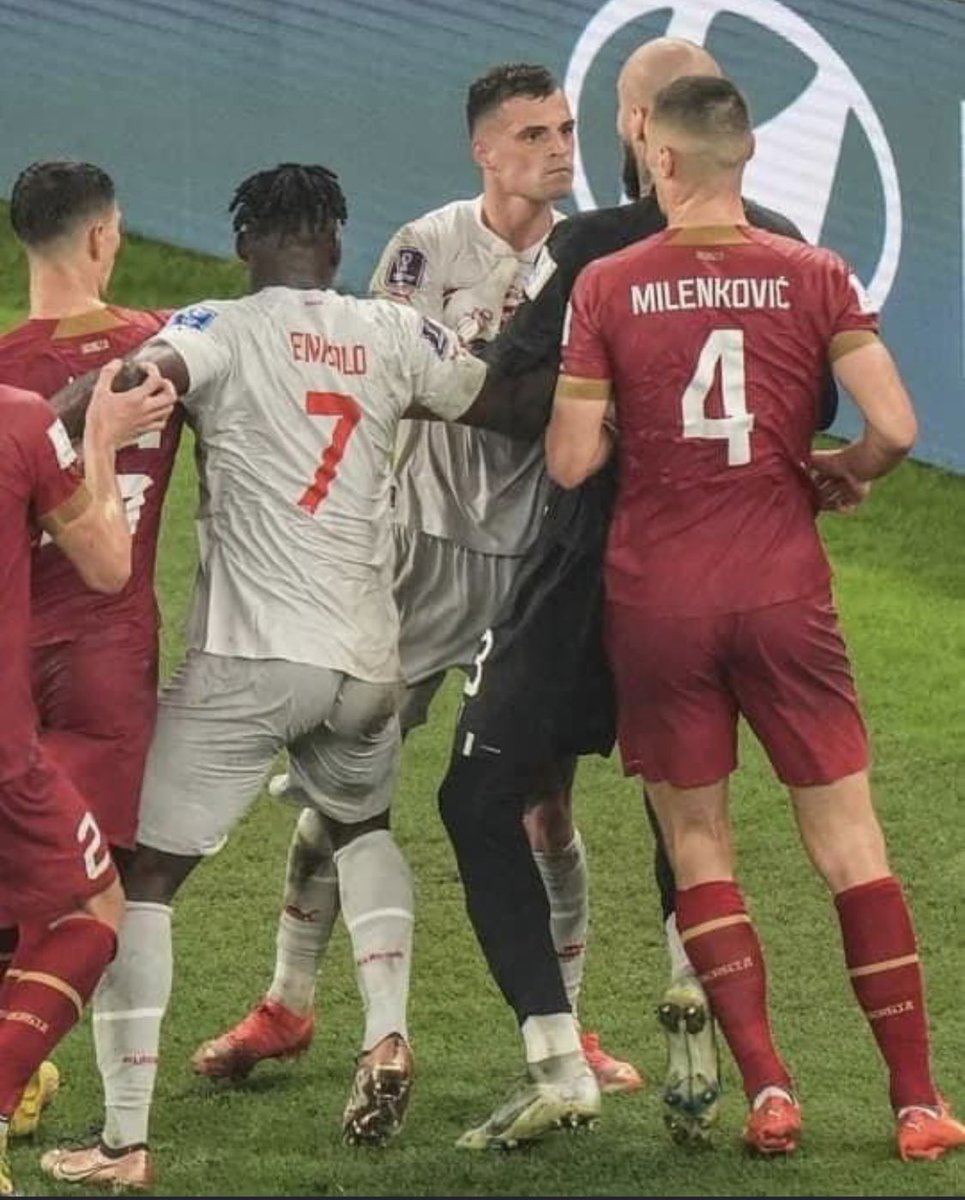 kuddati's tweet photo. being scared? nah its not in their DNA 🇦🇱🦅 https://t.co/Gxro8K1EBq