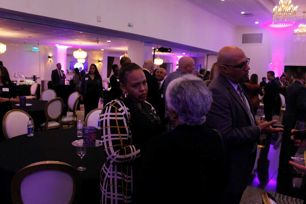 CommFirstFund's tweet image. For the first time in two years, Community First Fund held its largest networking event of the year, Friends of the Fund. Celebrating our 30 years of impact through innovation, we gathered with our supporters, clients and friends as a way to share our impact and achievements!