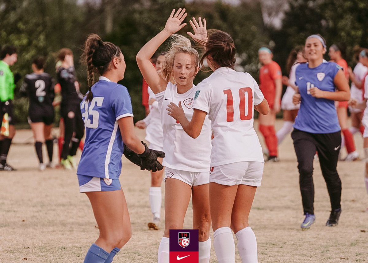 ECNLgirls's tweet photo. Stronger together, sisters forever!
#SquadLove 😍💪🥰💪🥰
#ECNLTN https://t.co/fYzxBgExfx