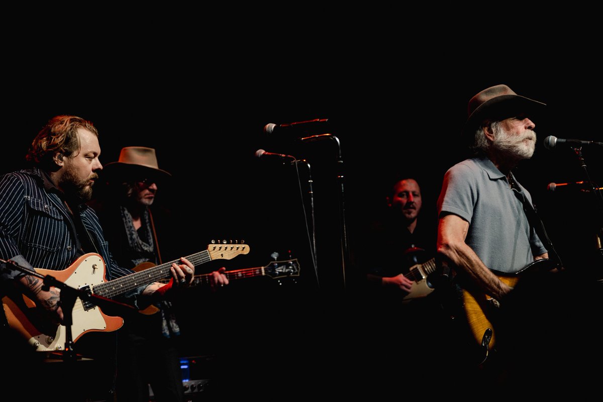 NRateliff's tweet photo. Pleasure having @BobWeir join us last night at @GuildTheatre  for “Me and My Uncle,” “Slow Train,” “The Shape I’m In” and “The Other One” as we raised funds to support @marigoldproject. Watch performances now over on @RelixMag --> https://t.co/vZ291vdvPg https://t.co/4TGlxM5D2g
