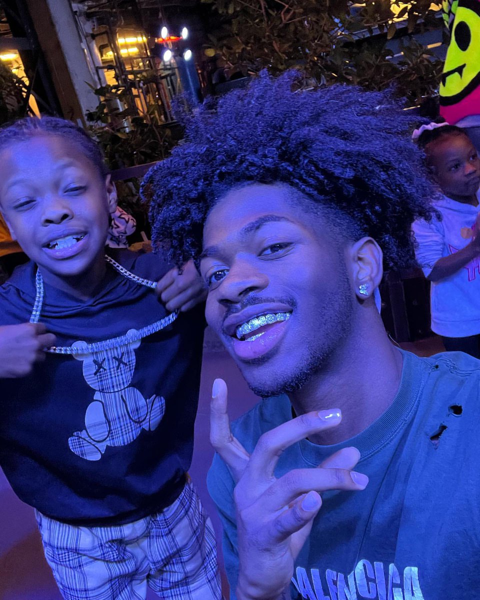 lilnasxmajor's tweet photo. Lil Nas X shares pictures with his nephews https://t.co/55jwarHTf3