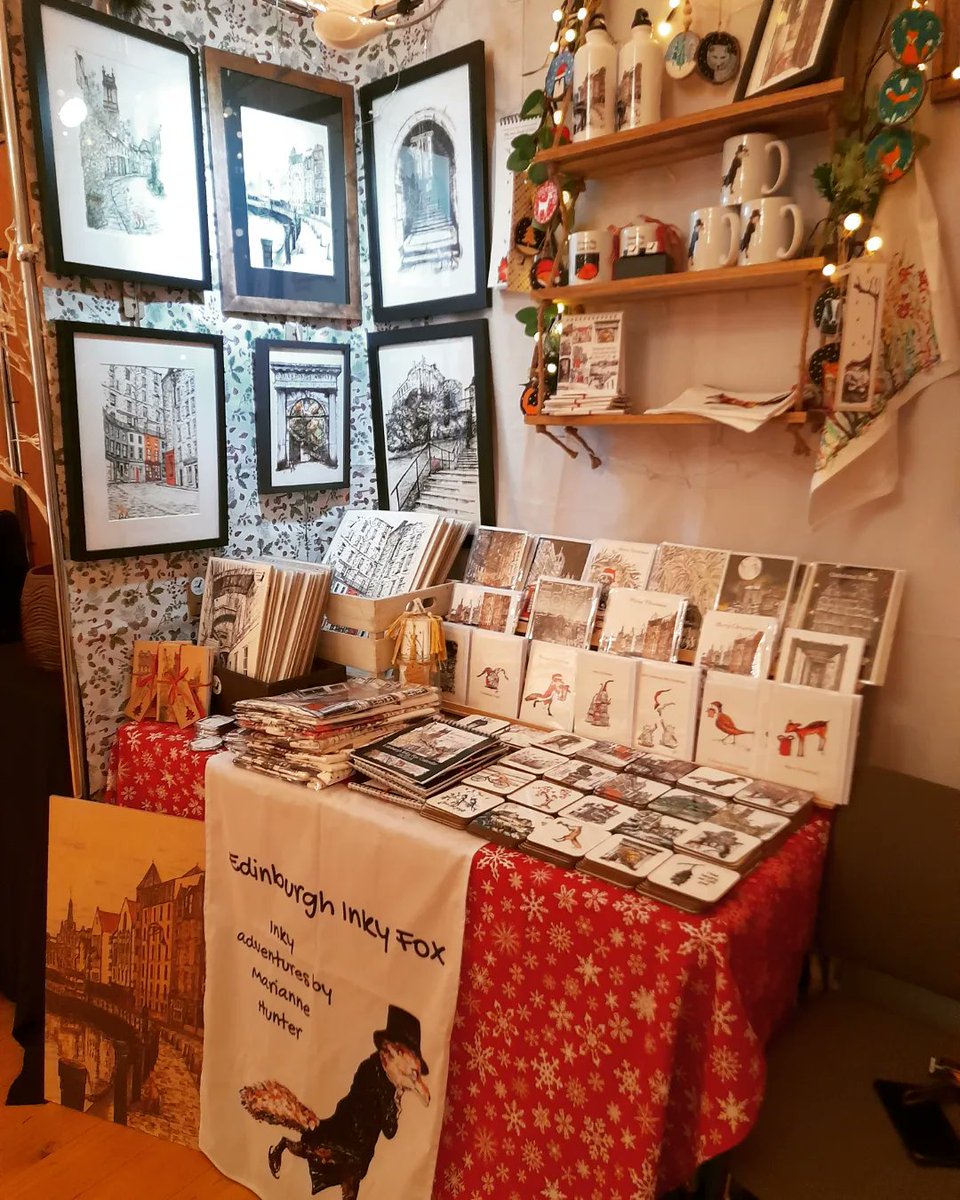 EdinburghFoxInk's tweet image. I'm all set up at the gorgeous Assembly Rooms in the Ball Room. Swing by if you are in town. Soooo much to see here! Really lovely 😍 @3d2devents
Maybe see you tomorrow!!! #Christmas #edinburghchristmas #assemblyroomsedinburgh #Edinburgh #urbanfox #localartists