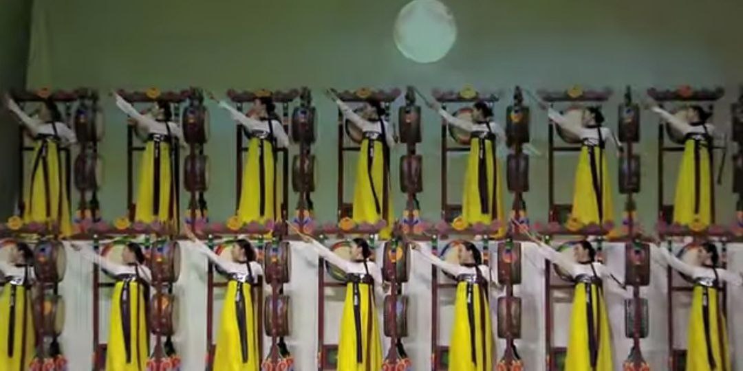 돌나라 예술단 공연/오고무
오고무가 이렇게  아름다운지는 몰랐어요^^
youtu.be/pec3n5SgTOE (korean)
youtu.be/k-zQ9B8xlfE (english)
youtu.be/GYgcYJLLScM (Japanese)

#doalnara #performance #art #돌나라 #dance #pd수첩 #mbc #jtbc뉴스룸  #massage #festival #오고무 #공연 #예술단