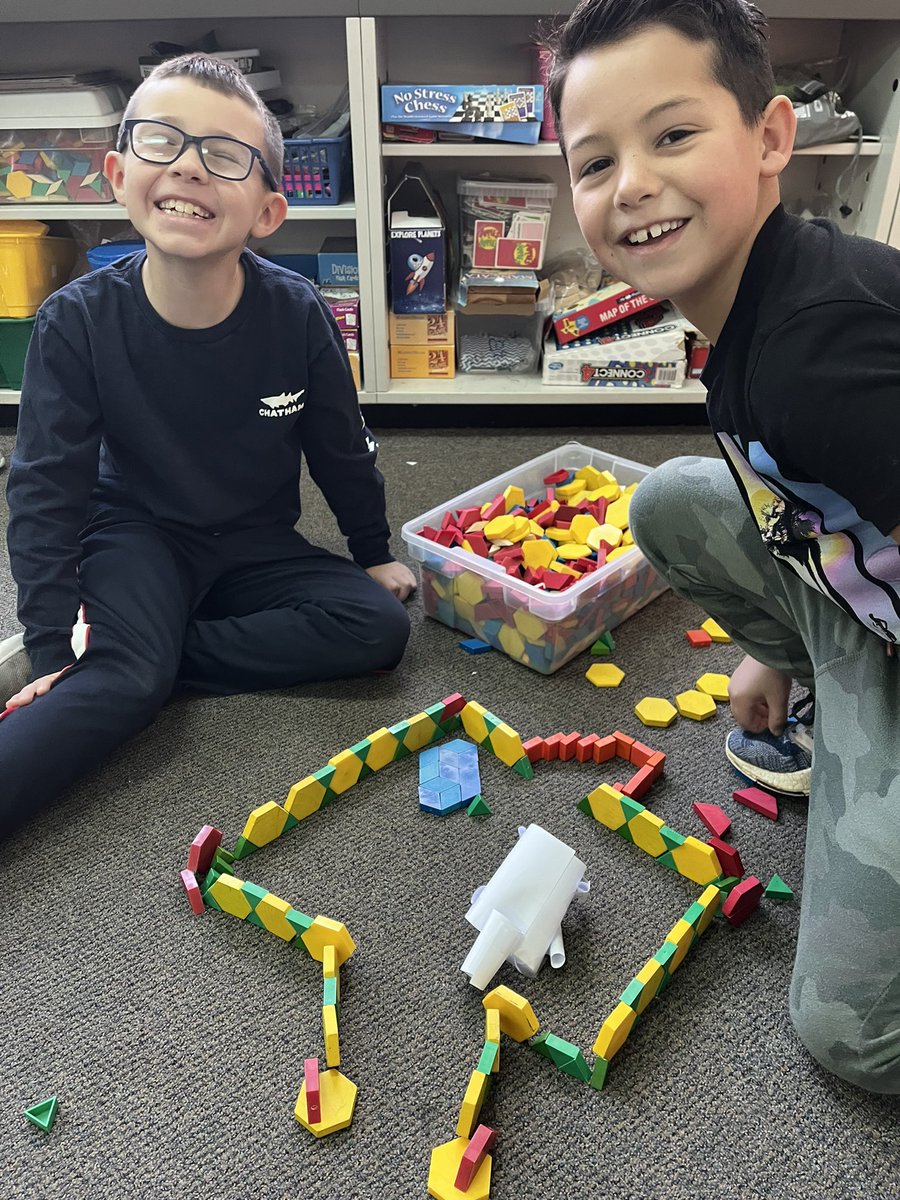 STEM projects! Check out these creative third graders showing our original ACORN🤩