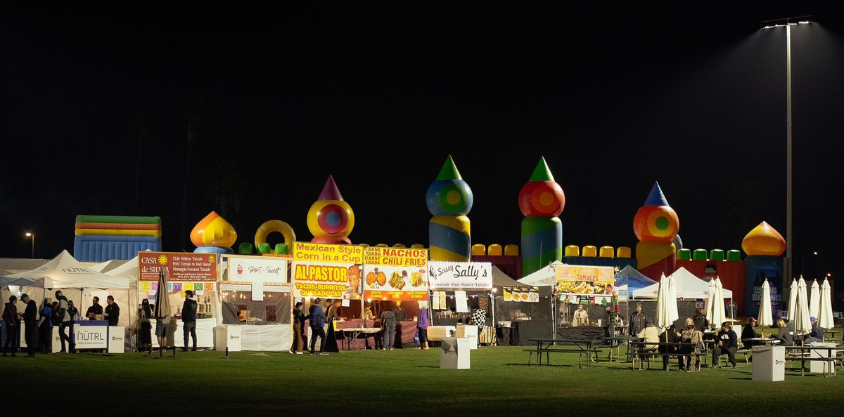 TamaleFestIndio's tweet photo. About last night🌙

The festivities continue this weekend! 
Doors open at 5PM! 🥳 
Don’t miss out on the fun!!! 

#indiotamalefest #indio #desert #tamaleseason #tamale https://t.co/XO5aSWhBLh