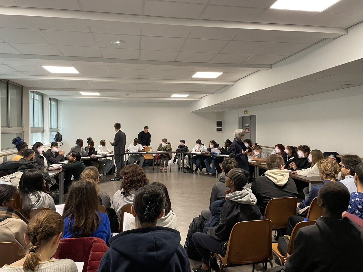 Clg Mme de Staël 75015 tweet media