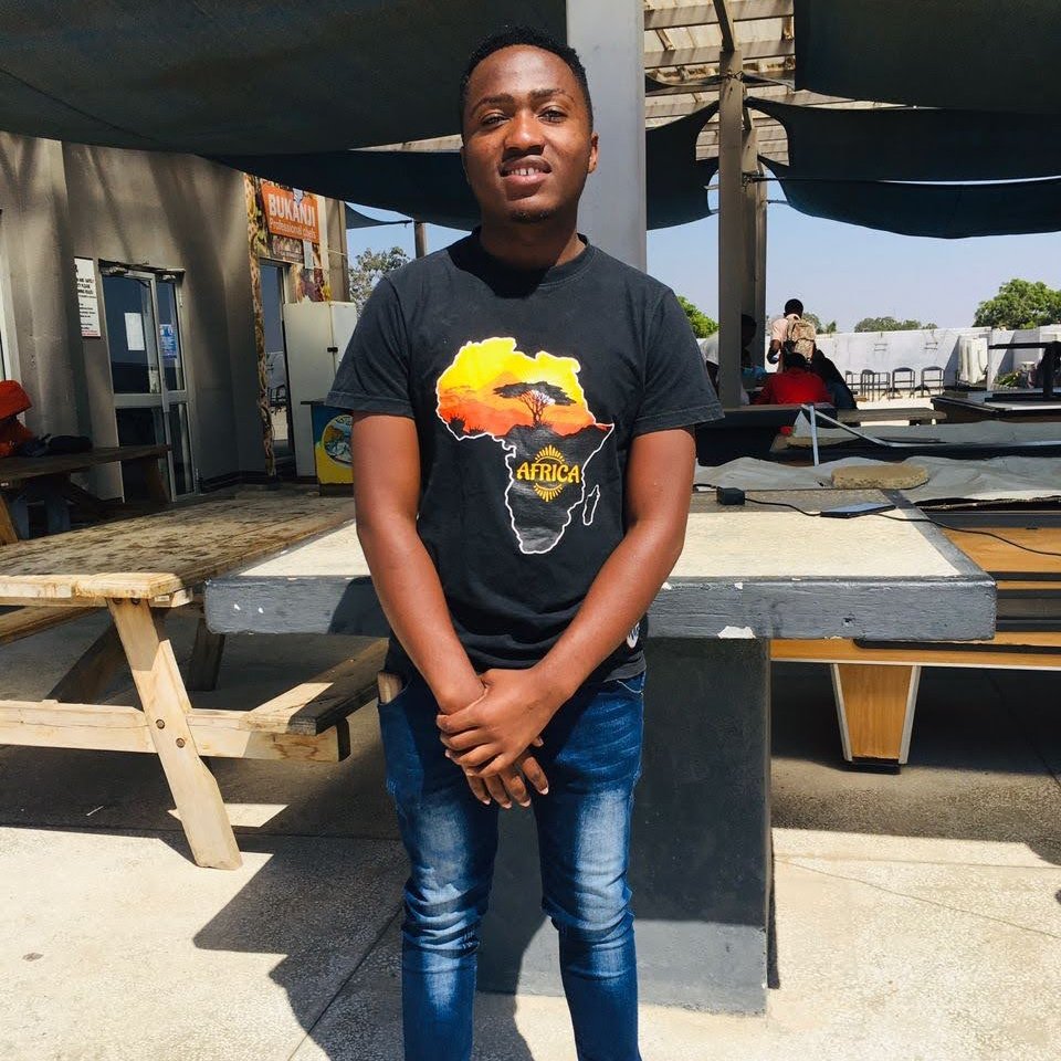Ad_Kalubangwe's tweet photo. #NewProfilePic https://t.co/pPx95jZFNP