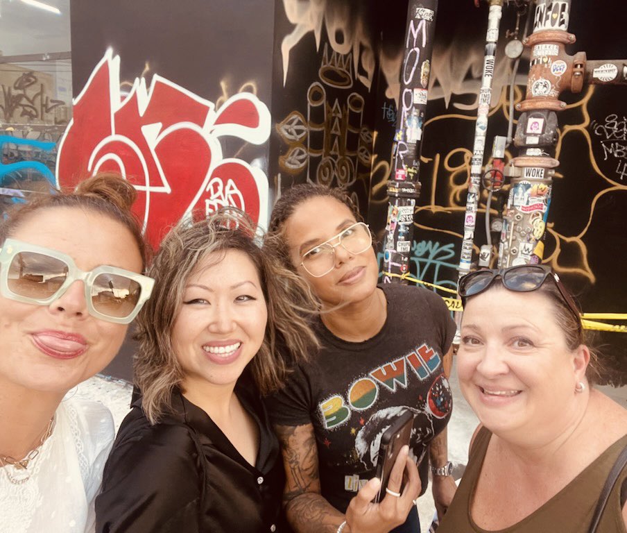 Consistency breaks the resistancy.
Love meeting new artists! 
<a href="/AnnaLZubarev/">ANNA Z U B A R Ξ V</a> <a href="/jilliansuzanneA/">Jillian Suzanne</a> <a href="/artduet/">Jen DiSisto</a>