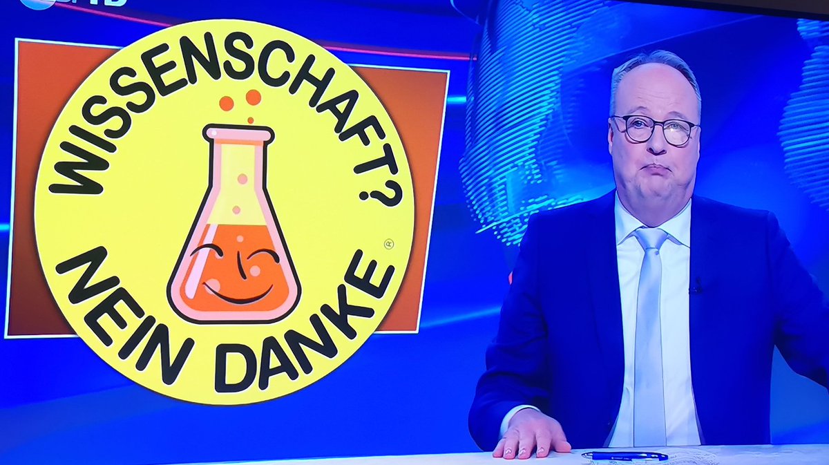 schillipaeppa's tweet photo. Auch die @heuteshow hat es kapiert: Ob eine Pflanze gesundheitlich bekömmlich ist, hängt nicht von der Züchtungsmethode ab!
#Gentechnik #CRISPR
Und die #Gruenen? ⬇️ https://t.co/xXz70Rg3qT