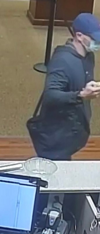 MountPleasantPD's tweet photo. Mount Pleasant, S.C. – On December 2, 2022, at approximately 2:45 p.m., a white male walked into the Truist Bank located at 2692 North Highway 17 and demanded money while threatening to have a bomb. The suspect left the bank with an undisclosed amount of money. The white male is https://t.co/aA0HBAMUws