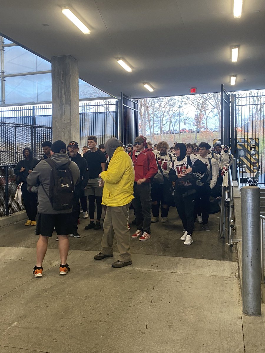 HS_Principal_'s tweet photo. The team has arrived…..@FortOFootball https://t.co/wq9mW2veTI