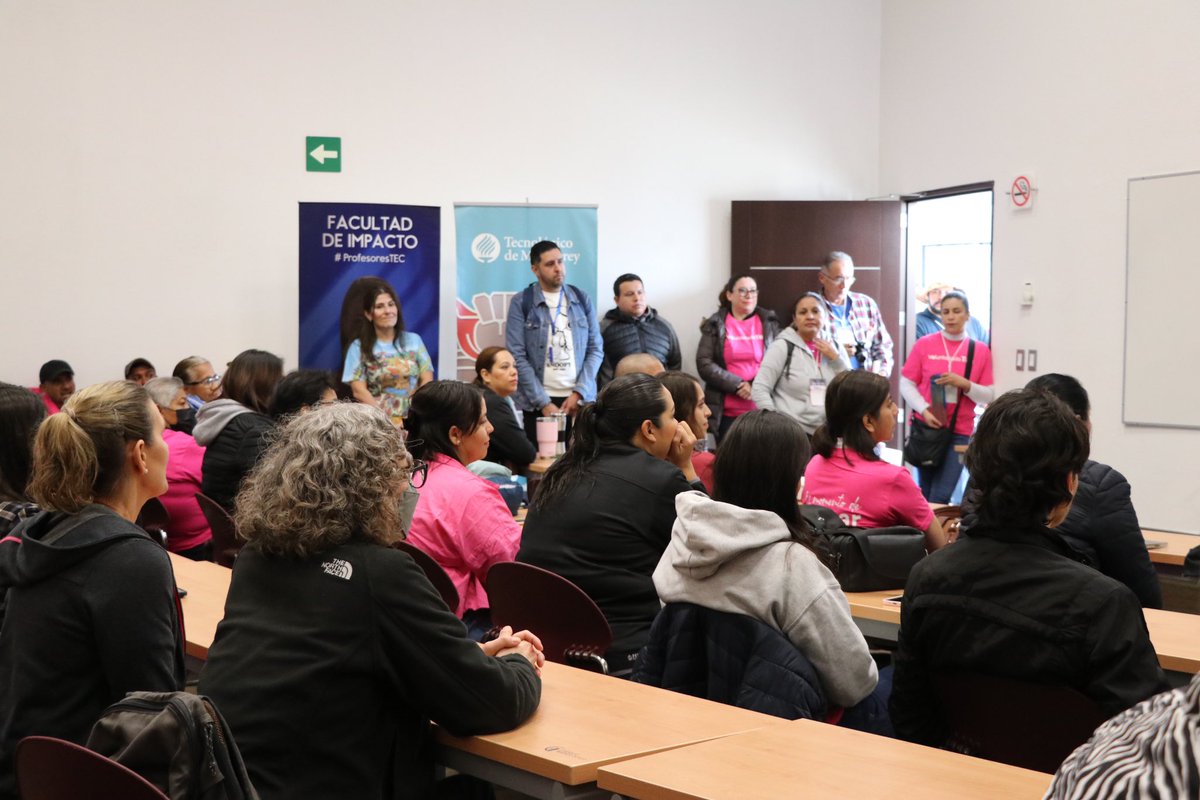 alma_cecilia_'s tweet photo. El @TECcampusQRO reafirma su compromiso social en el Día del Voluntariado 2022 💙.
#CompromisoSocial #TecQro
Abro hilo… https://t.co/wj3Vt46U0I