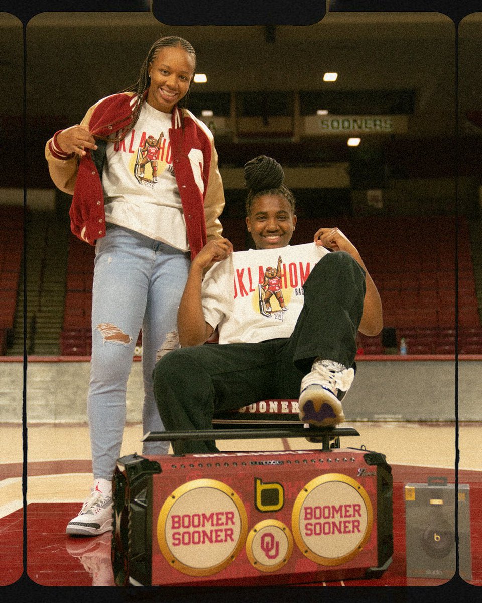 Oklahoma Basketball (@ou_wbball) on Twitter photo ๐จ ๐๐๐ฉ๐ง๐ค ๐๐๐๐๐ฉ ๐๐๐ซ๐๐๐ฌ๐๐ฎ๐จ ๐จ
Sunday is throwback night at the LNC and weโre giving away 500 Top Daug shirts, an <a href="/OU_Athletics/">Oklahoma Sooners</a> boombox and some Beats by Dreโผ๏ธ
#Sooners x #ONE ๐จ ๐๐๐ฉ๐ง๐ค ๐๐๐๐๐ฉ ๐๐๐ซ๐๐๐ฌ๐๐ฎ๐จ ๐จ
Sunday is throwback night at the LNC and weโre giving away 500 Top Daug shirts, an <a href="/OU_Athletics/">Oklahoma Sooners</a> boombox and some Beats by Dreโผ๏ธ
#Sooners x #ONE