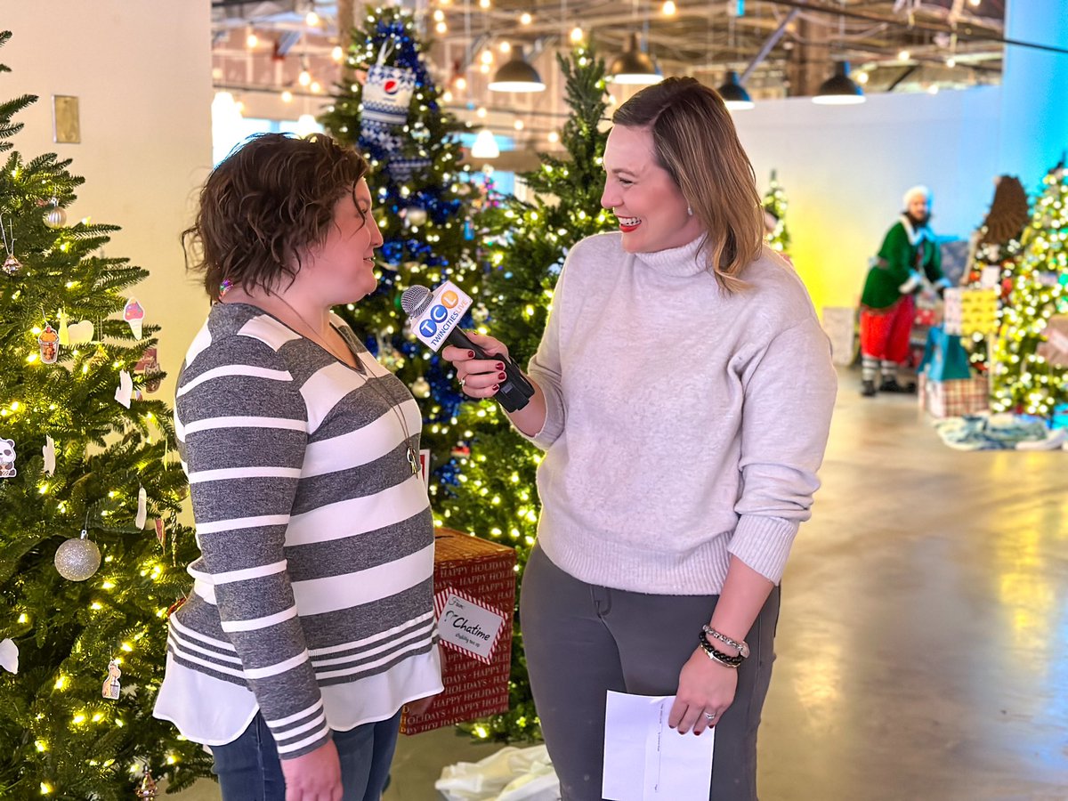 Mall of America on Twitter "The elves + elizabethries scurried over