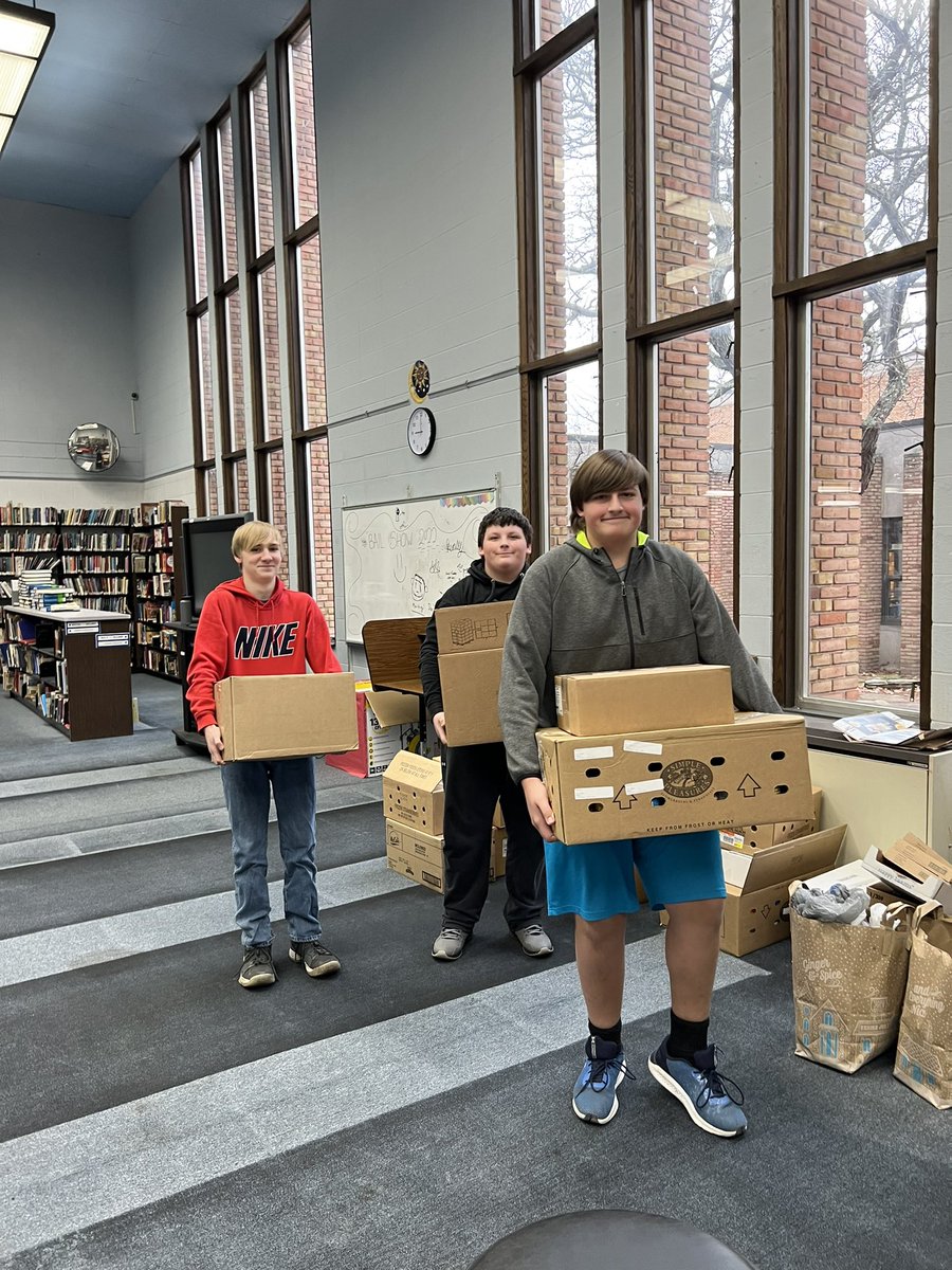 MHS_Whaley's tweet photo. MHS Donation to Madison Food Center. Over 1,000 cans collected! 🫶 https://t.co/g4nkoCX6Ue