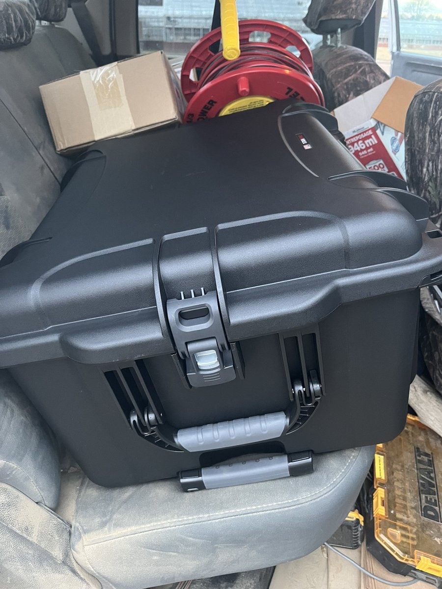 Tom Allen tweet media