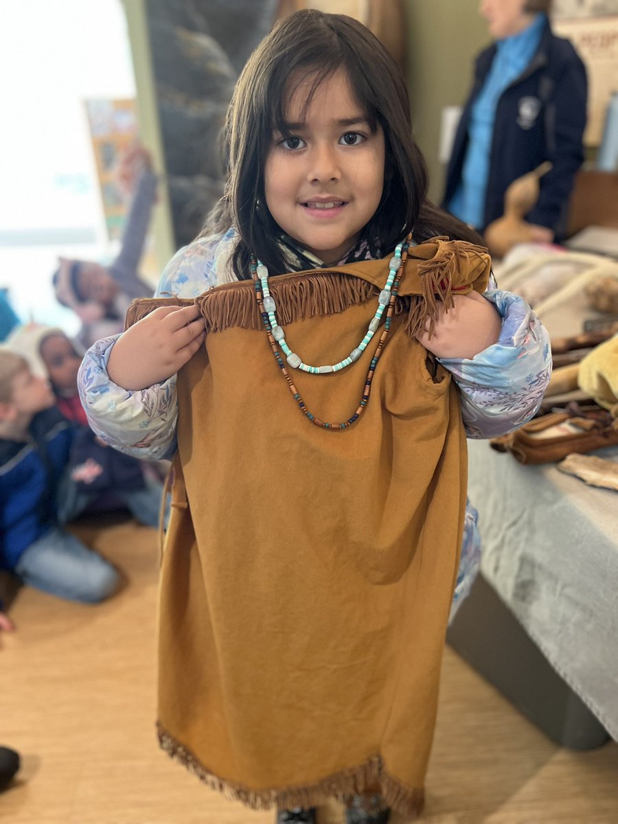 Mrs. Moulder tweet media