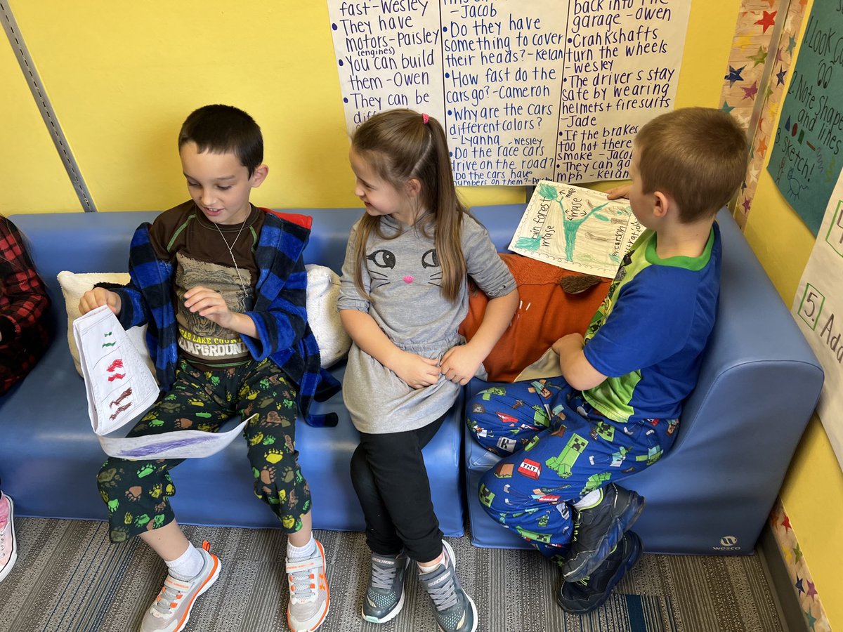 Writers love sharing their work w their buddies! ⁦<a href="/KaitMeier/">Kaitlyn Meier</a>⁩ #sdwwriters #RoseGlenEagles