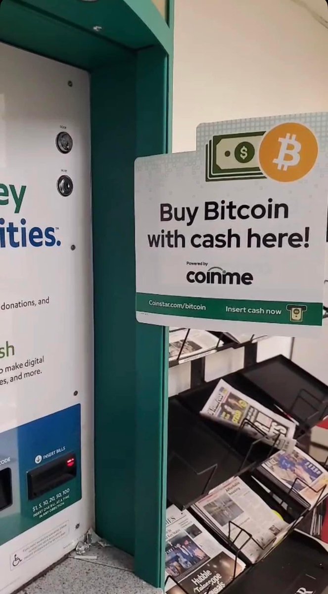 im4eversmart2's tweet photo. After Voyager and FTX declaring bankruptcy I would def buy crypto from a random ass gas station. https://t.co/pAMZ1aKP7W