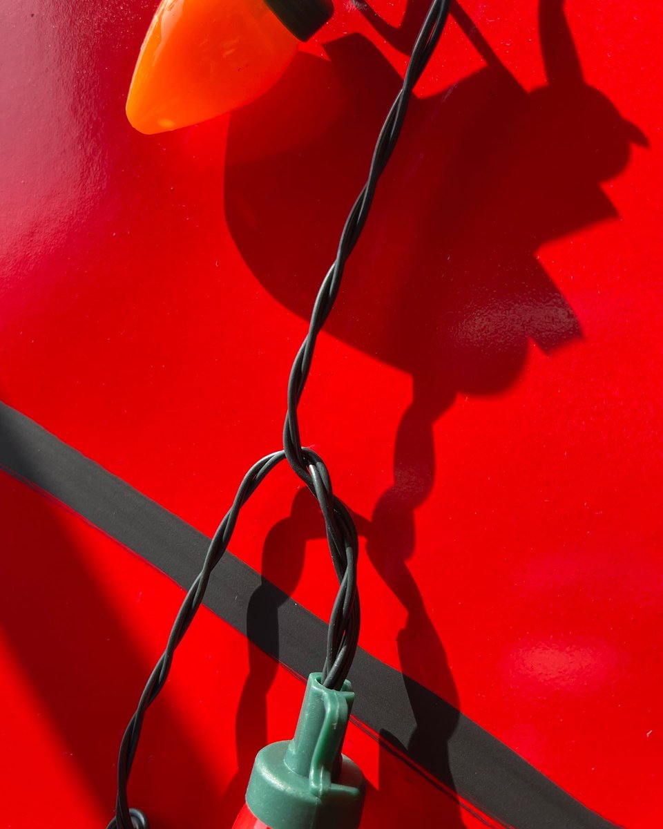 apfire1's tweet image. A sneak preview at our float for next weekend’s @hcparade! 

Any guesses yet? Will you be there with your family?

#apfirepro #christmas #christmasfloat #parade