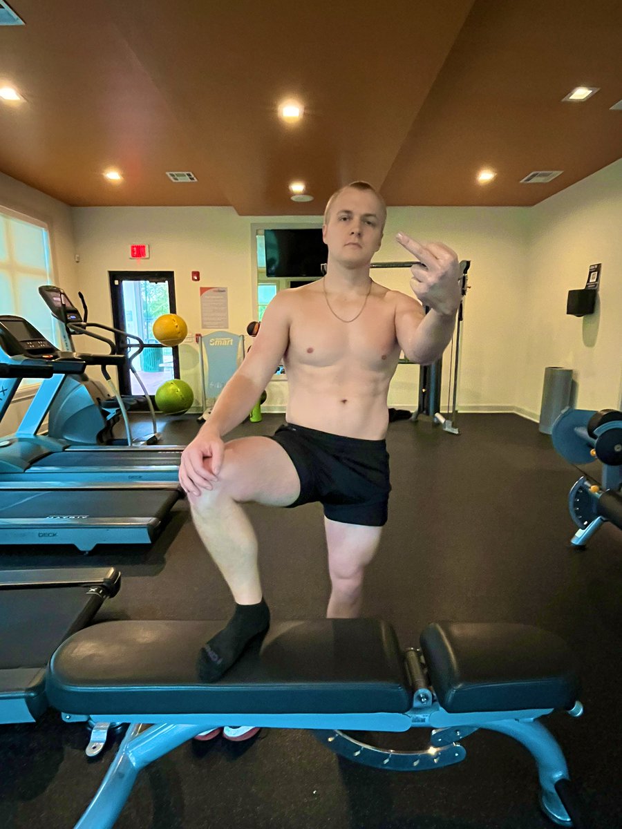 FootkingThe's tweet photo. Just got out of the gym now worship these sweaty soles pigs https://t.co/5pCMzpyKWO