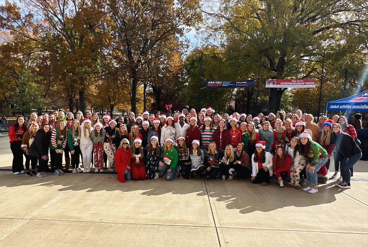 olemisscsd's tweet photo. Yesterday was a day full of holiday festivities! With NSSHLA hosting Sensory Santa for the HILL and PLG children, and the Hand Band giving a wonderful holiday performance 

@OleMissSAS #slp #sensorysanta #tistheseason #holidays https://t.co/LieX0b5EHE