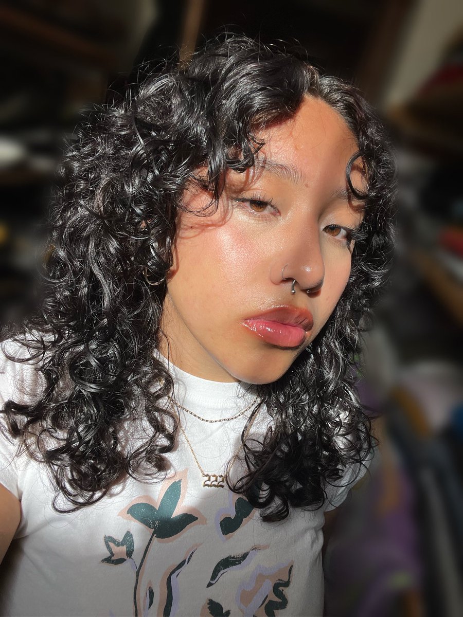 Featured Artist Friday

MEET THE ARTIST
Darla Torres of Macramentadas
she/her
Graphic Design, 2025

New artist feature up on the blog now with Darla Torres! shop.colum.edu/blogs/announce…

#ShopColumbia #ColumbiaChi #FeaturedArtist