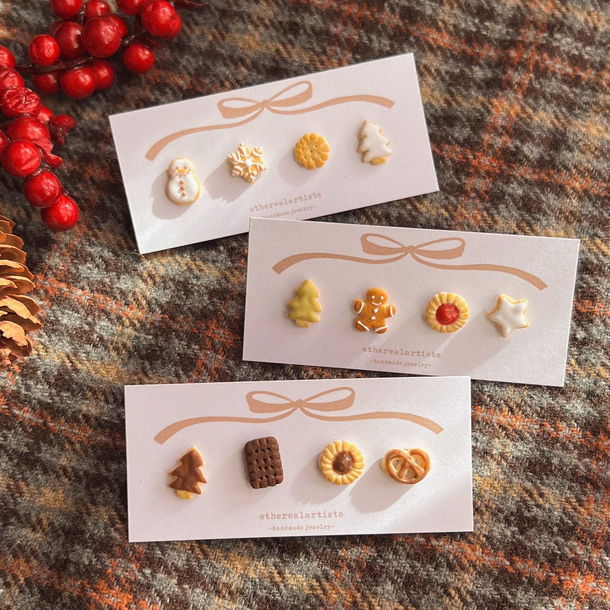 christmas shop update is LIVE ✨🎄

new earrings, ornaments, decor, and stickersheets available! 

❤️etherealartiste.com❤️