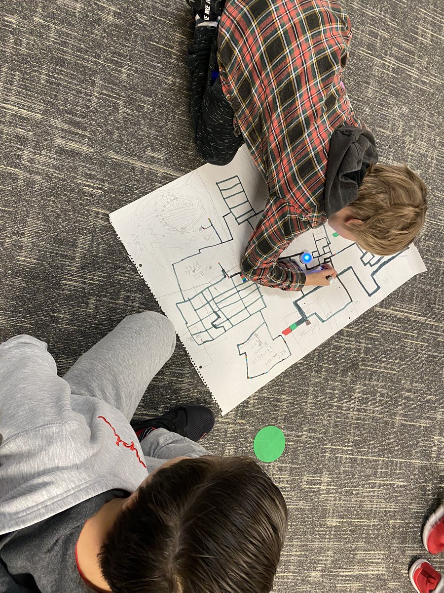 caseykelli1's tweet photo. What an amazing week of collaboration!  We practiced following directions be creating a map and using Ozobots to “move” throughout the school.   #IsbellPride  @KeiondraSimpson @IsbellPride https://t.co/sTEwiFk5lQ