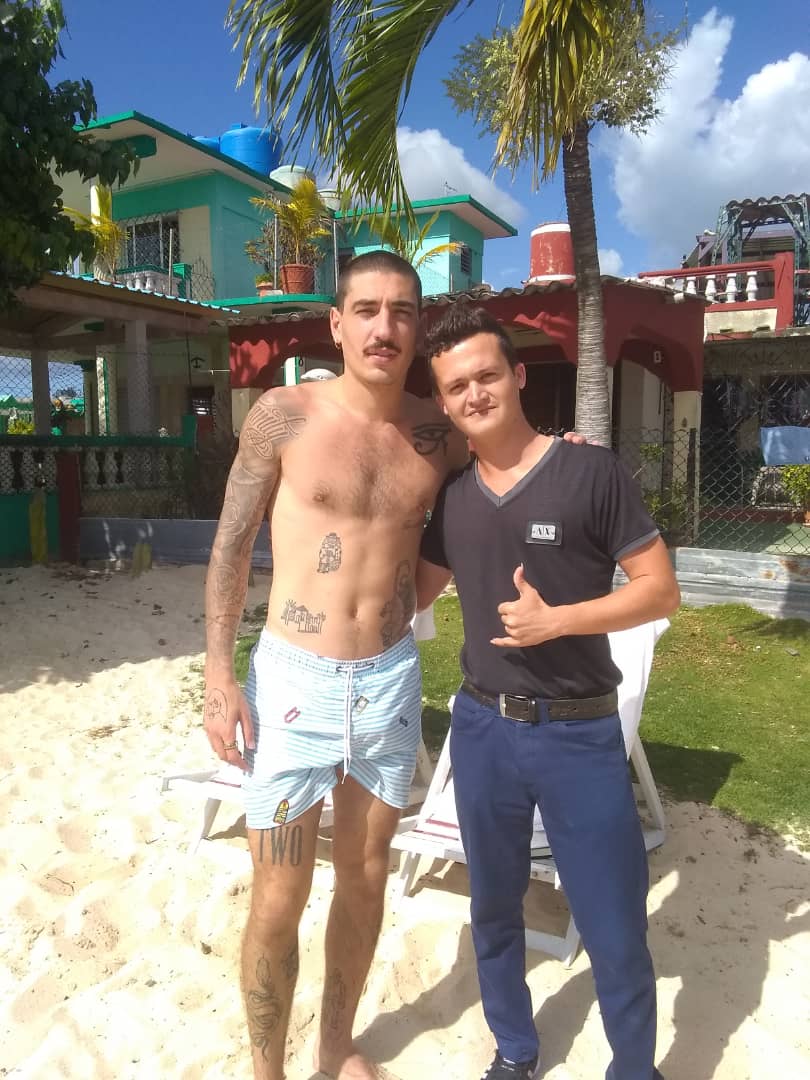 ronel9911's tweet image. Banda paso para informarles que Héctor Bellerin está en mi pueblito
❤️💙 Playa larga,Ciénaga de Zapata