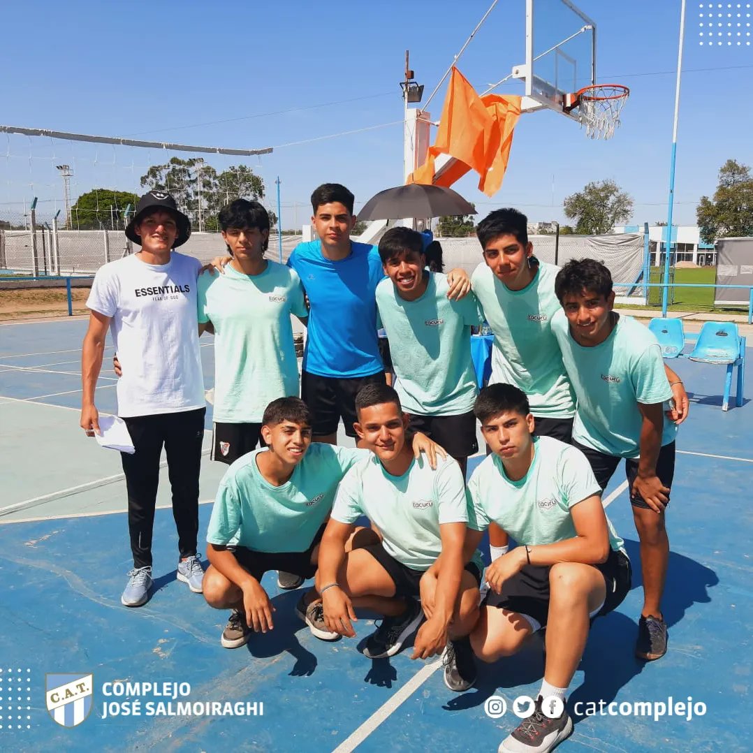 catcomplejo's tweet photo. #Voley🏐 

¡UN PASO MÁS!

Postales del torneo "Copa Decana"

El mismo contó con la presencia de 140 jugadores conformados por 12 equipos de la cat Sub 21 y 6 de Sub 16. 

Estuvo a cargo del coordinador Sergio García con la ayuda de la Comisión Directiva.

#VamosDecano💪💙🤍 https://t.co/oRuVP7r5U5