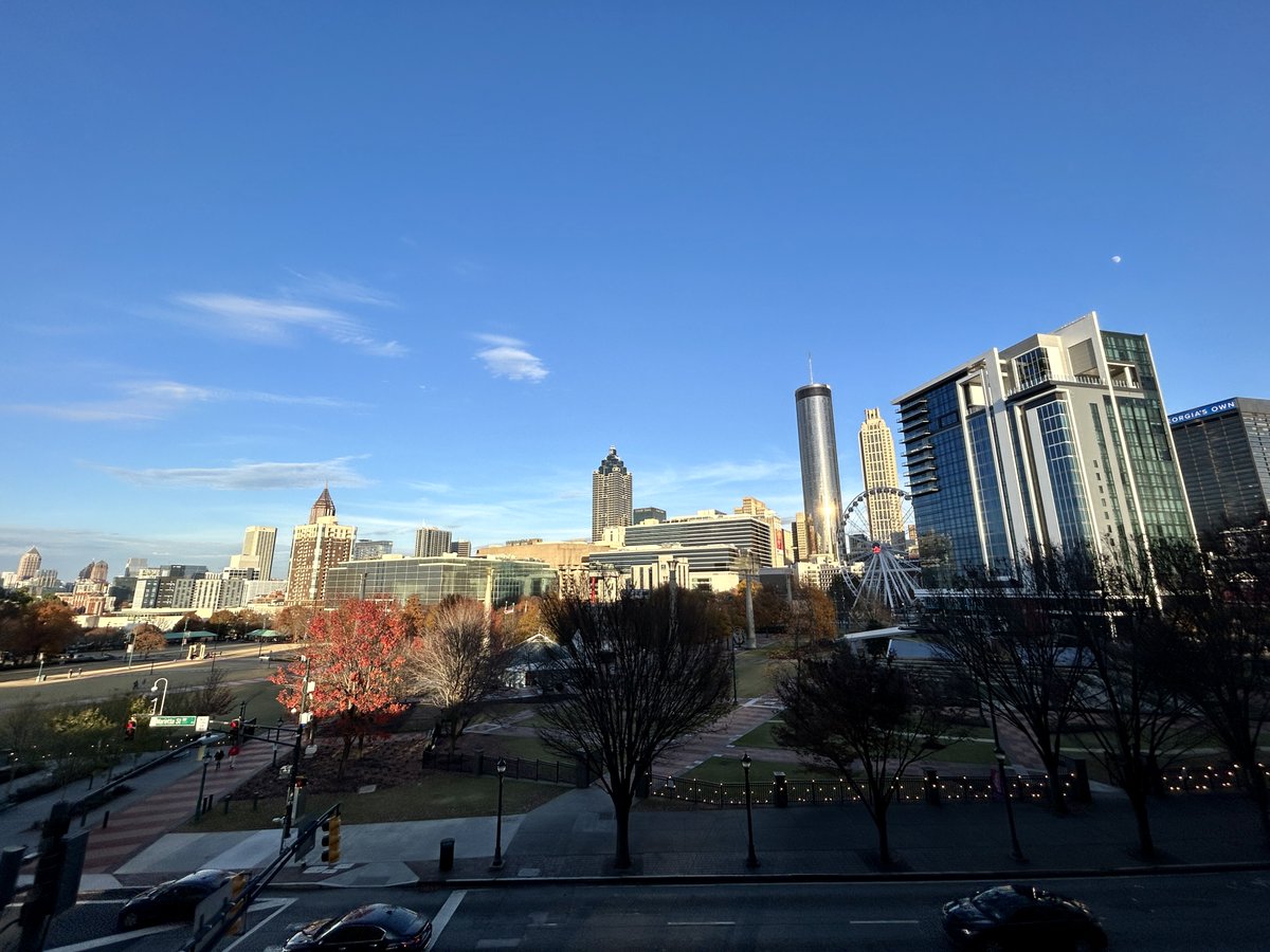 DannyYanez_'s tweet photo. Excited to keep our @StThomasUniv 60th Anniversary cross-country celebrations going in Atlanta tonight. #STUAlumni #STUinATL #STU60 https://t.co/cRzjMyCZqW