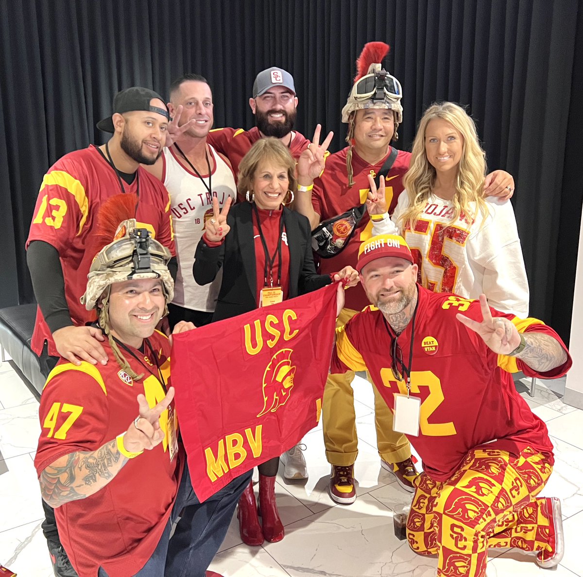 Great time cheering on <a href="/uscfb/">USC Football ✌️</a> with our <a href="/USCAlumni/">USC Alumni Association</a> Veterans Network in Vegas. #FightOn