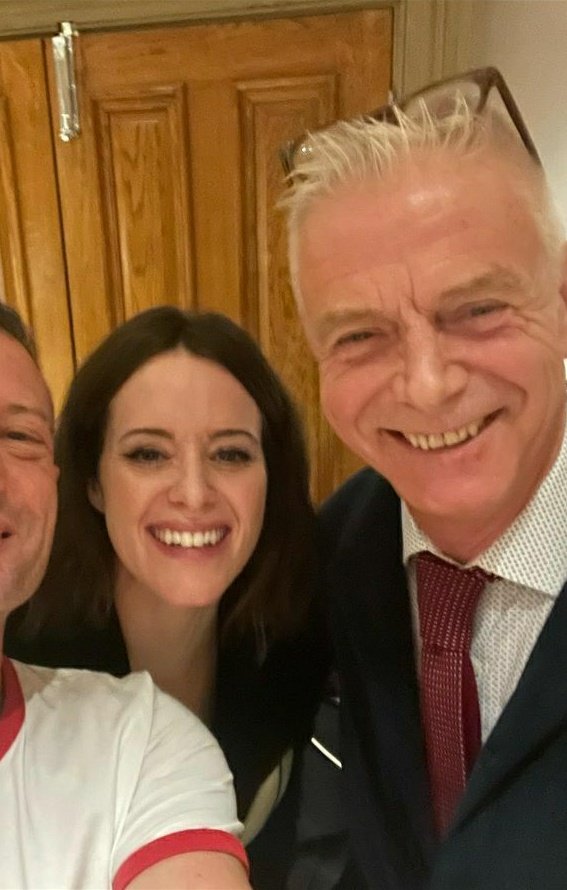 myglorianas's tweet photo. claire foy and stephen daldry THE CROWN NATION https://t.co/f8ND48vgv6
